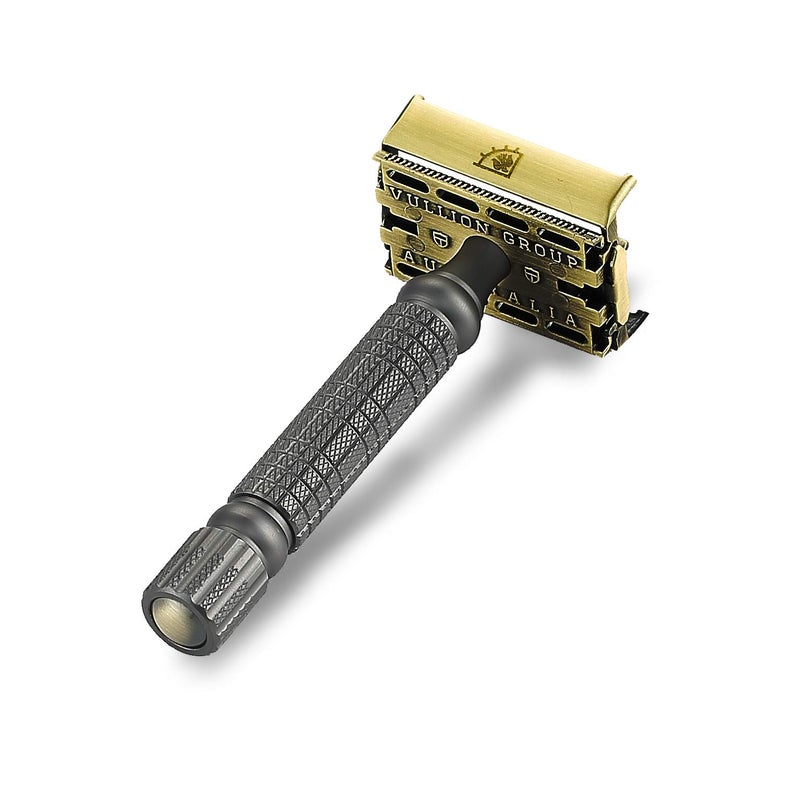 VIKINGS BLADE Double Edge Safety Razor for Men + 5 Swedish Steel Blades + Luxury Case. Smooth, Reusable, Recyclable (Chieftain â€œ5 BCâ€) - Image 3